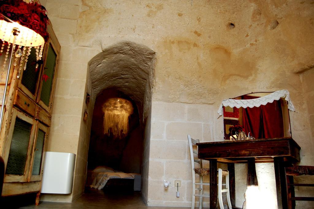 La Corte Degli Agostiniani Appartement Matera Kamer foto